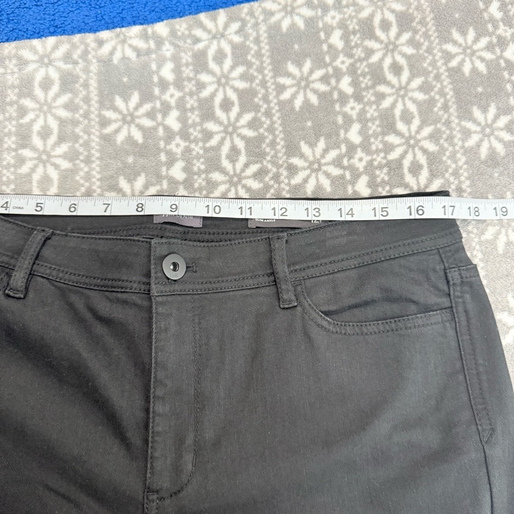 NWOT J. Jill Authentic Fit Slim Ankle Jeans In Black Ankle Button Detail 12 Tall - Picture 9 of 11